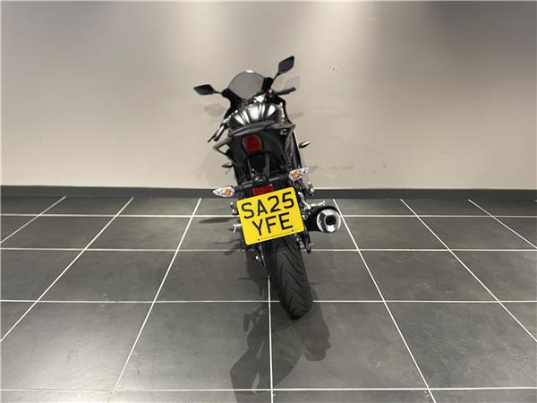 2025 Yamaha R125 