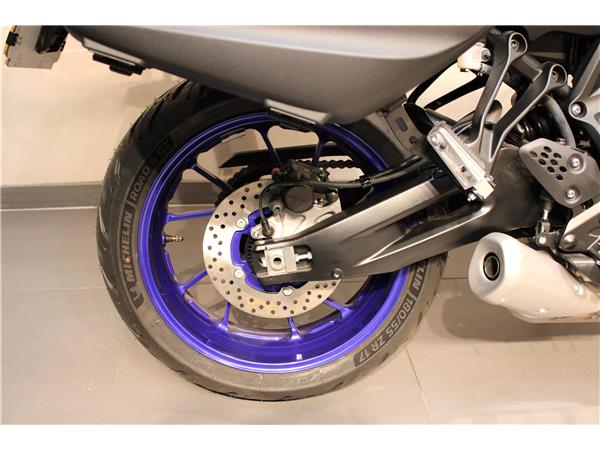 YAMAHA TRACER 7
