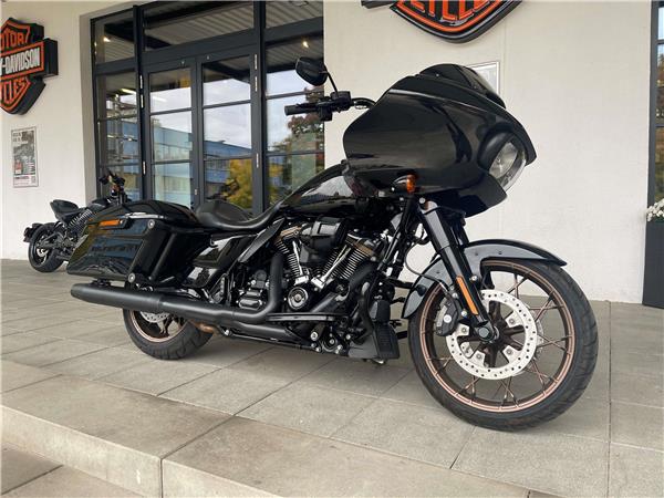 FLTRXST Road Glide ST