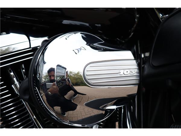 2017 HARLEY-DAVIDSON TOURING FLHTKL ULTRA LIMITED LOW