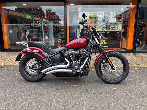 2020 HARLEY-DAVIDSON SOFTAIL FXBB STREET BOB
