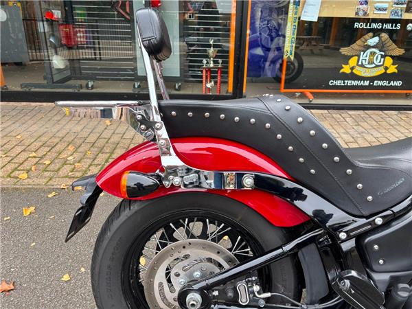 2020 HARLEY-DAVIDSON SOFTAIL FXBB STREET BOB