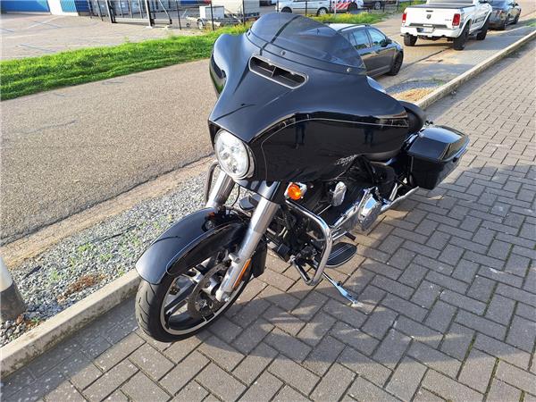 2015 Harley-Davidson FLHX Street Glide
