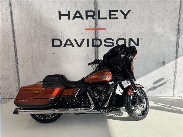 2023 harley-davidson FLHXSE 1977 CVO Street Glide 121