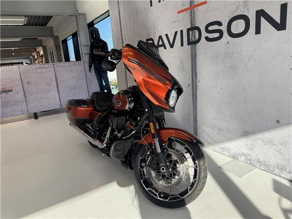 2023 harley-davidson FLHXSE 1977 CVO Street Glide 121