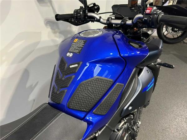 2024 Yamaha MT-10 BLUE