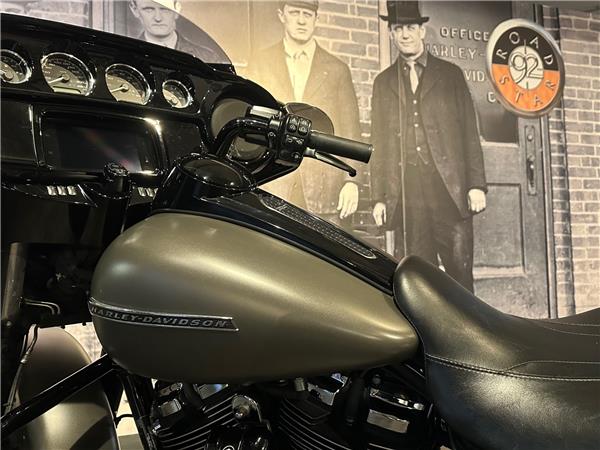 2019 HARLEY-DAVIDSON STREET GLIDE