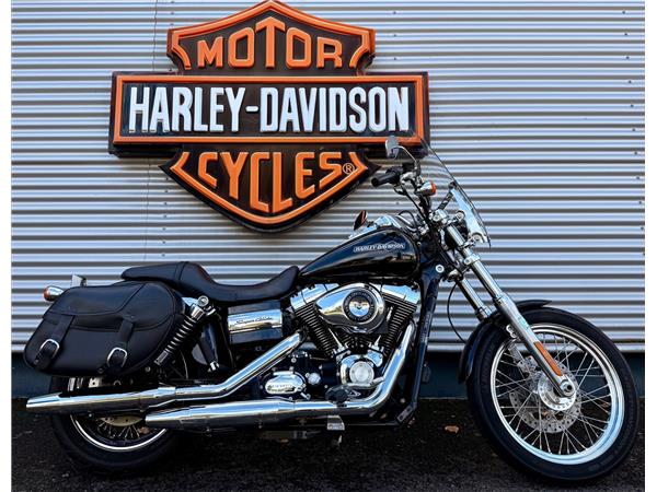 2011 HARLEY-DAVIDSON SUPER GLIDE