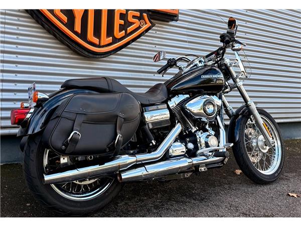 2011 HARLEY-DAVIDSON SUPER GLIDE