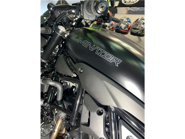 2024 KAWASAKI ELIMINATOR SE WITH ONLY 1196 MILES