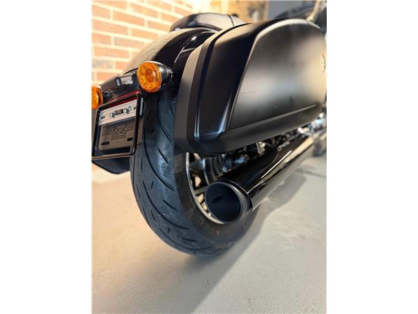 2019 harley-davidson FLSB Sport Glide 107 ABS