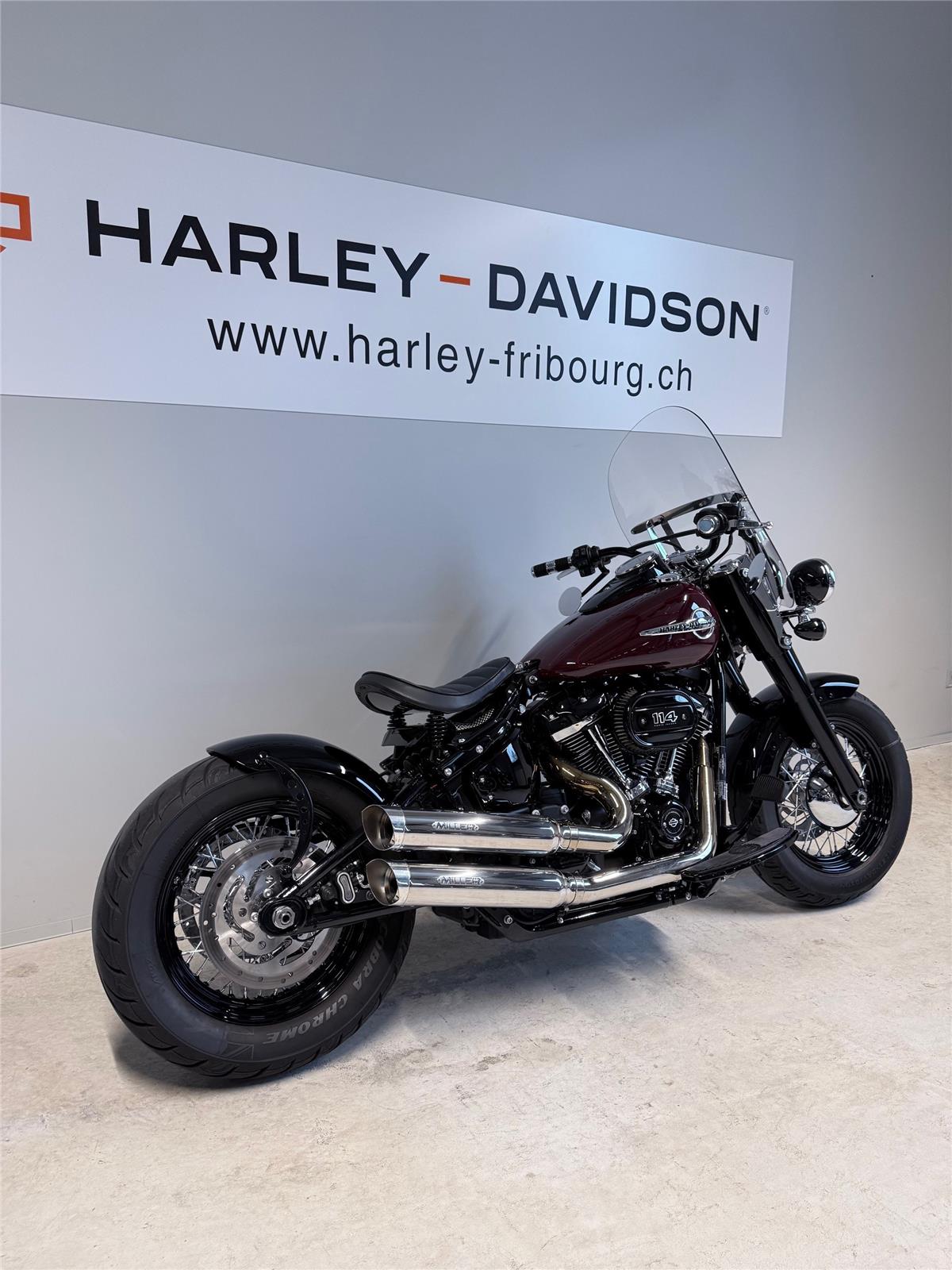 2022 harley-davidson FLHCS Heritage Classic 114 ABS