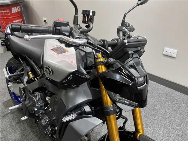 2024 Yamaha MT09 SP BWM ICON PERFO