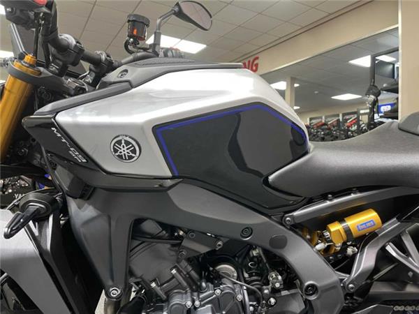 2024 Yamaha MT09 SP BWM ICON PERFO