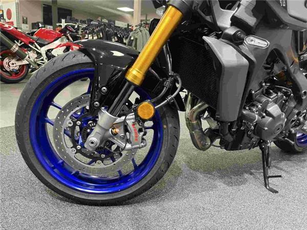 2024 Yamaha MT09 SP BWM ICON PERFO