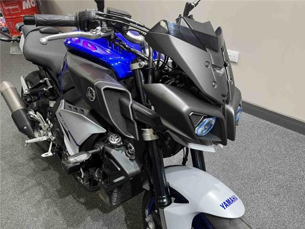 2020 Yamaha MT10 Blue