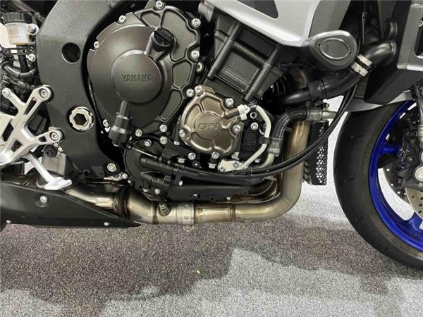 2020 Yamaha MT10 Blue