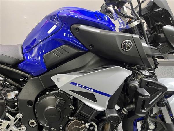 2020 Yamaha MT10 Blue