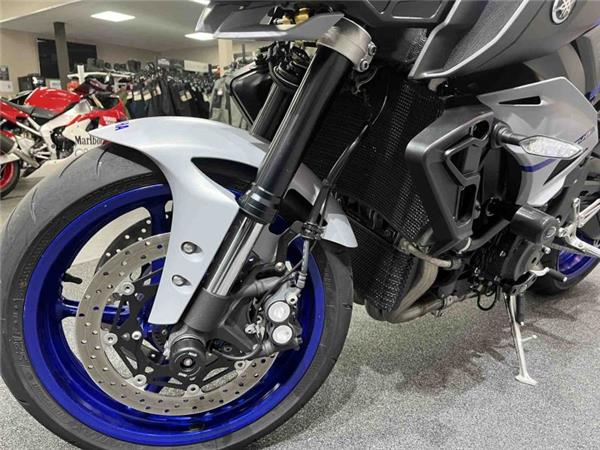 2020 Yamaha MT10 Blue