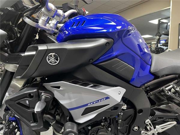 2020 Yamaha MT10 Blue