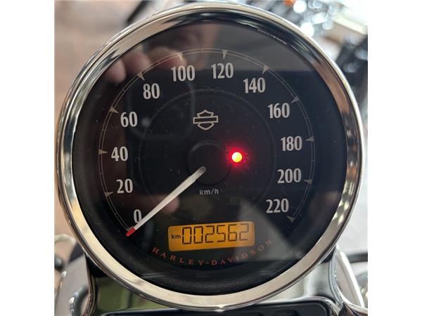 SPORTSTER XL1200C CUSTOM B 