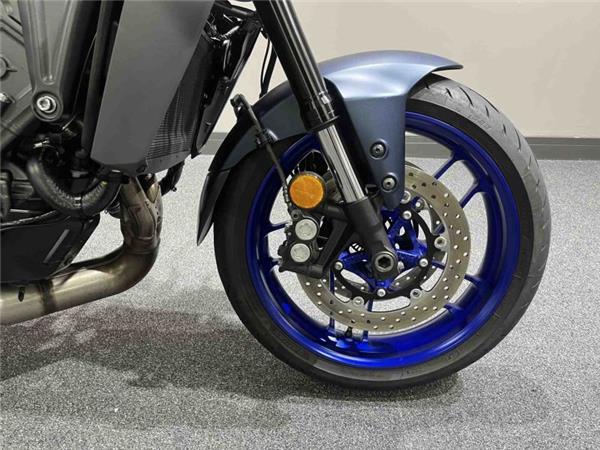 2025 Yamaha MT09 Blue