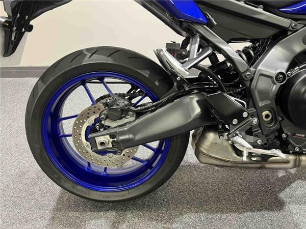 2025 Yamaha MT09 Blue