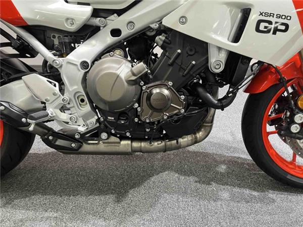 2024 Yamaha XSR900GP LEGEND RED