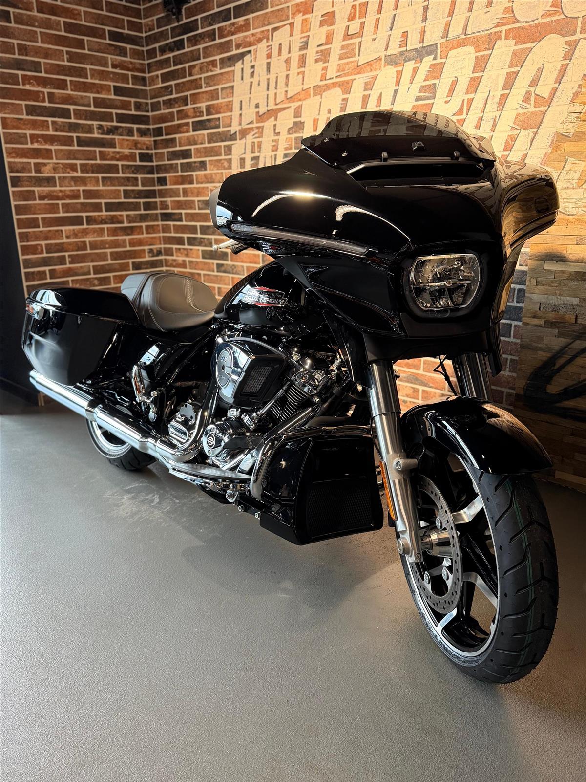 2024 harley-davidson FLHX Street Glide 117