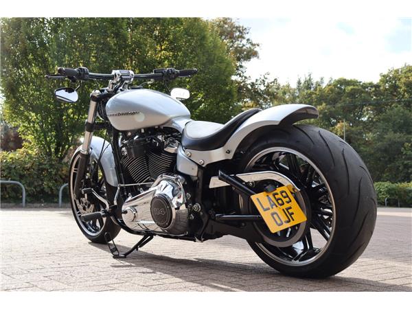 2020 HARLEY-DAVIDSON BREAKOUT 114