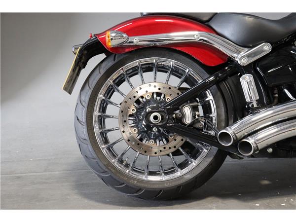 2017 HARLEY-DAVIDSON SOFTAIL FXSB BREAKOUT