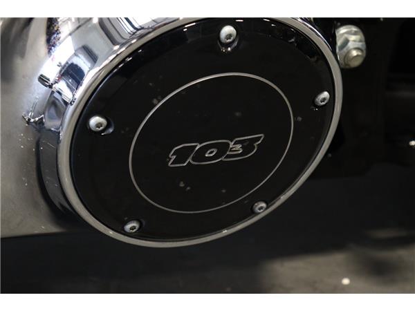 2017 HARLEY-DAVIDSON SOFTAIL FXSB BREAKOUT