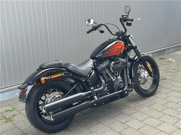 Softail Street Bob 114 