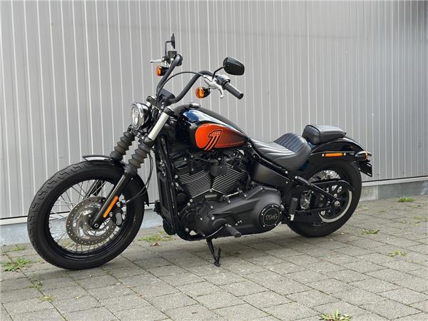 Softail Street Bob 114 