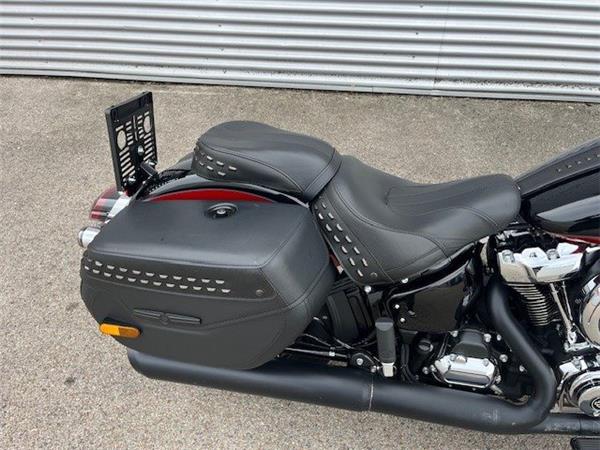 2025 Harley-Davidson Softail Heritage Classic FLHC