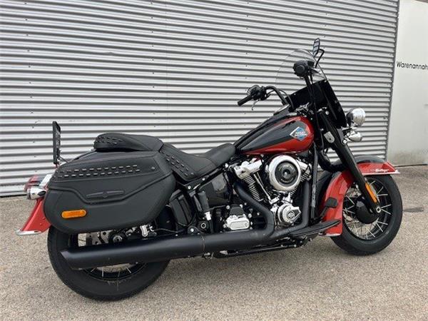 2025 Harley-Davidson Softail Heritage Classic FLHC