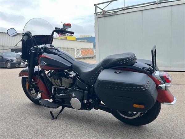 2025 Harley-Davidson Softail Heritage Classic FLHC