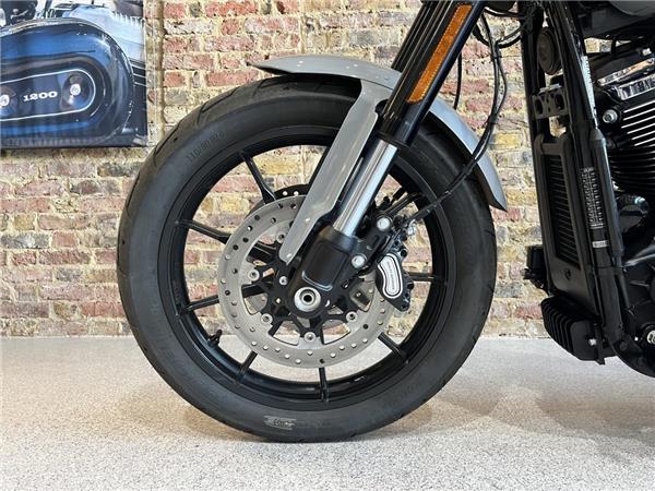 2025 Harley-Davidson Softail