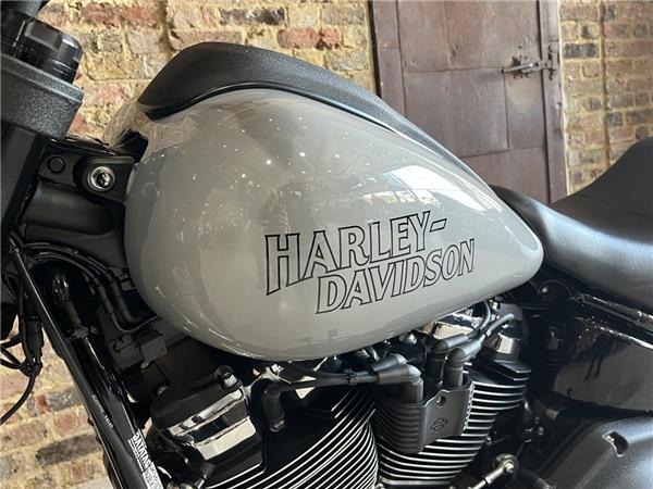 2025 Harley-Davidson Softail