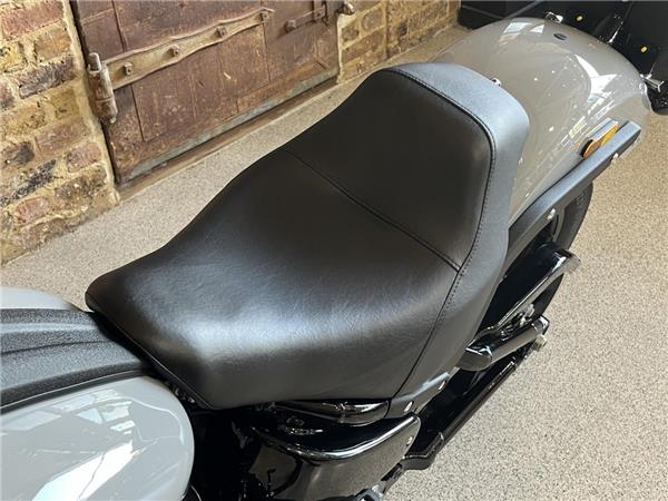 2025 Harley-Davidson Softail