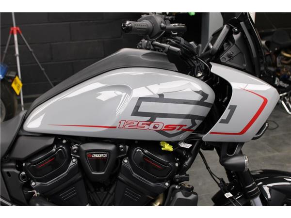 2025 Harley-Davidson Pan America 1250 ST