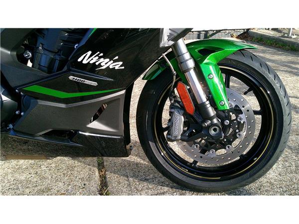 2025 Kawasaki Ninja 1100SX