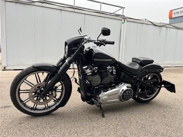 2018 Harley-Davidson Softail Breakout FXBR