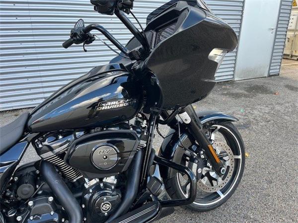 2025 Harley-Davidson Road Glide FLTRX