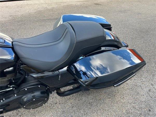 2025 Harley-Davidson Road Glide FLTRX