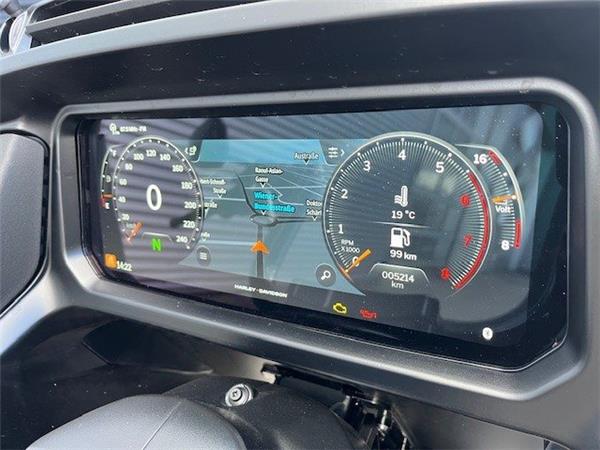 2025 Harley-Davidson Road Glide FLTRX