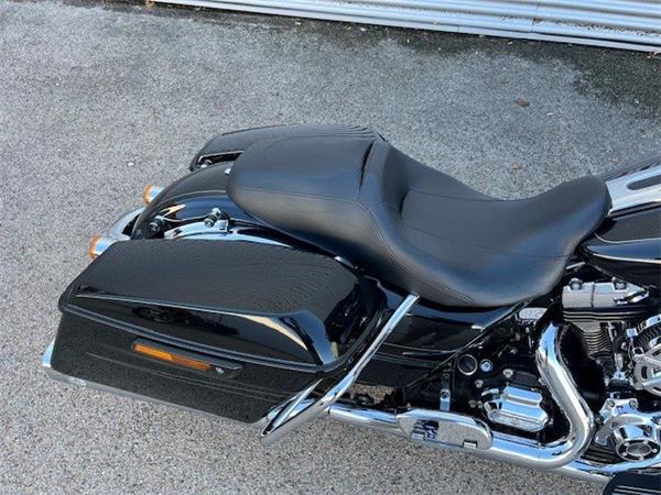 2016 Harley-Davidson Touring Street Glide Special FLHXS