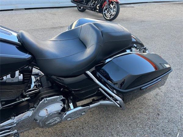 2016 Harley-Davidson Touring Street Glide Special FLHXS