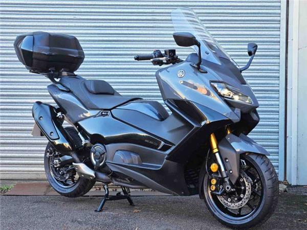 2022 Yamaha TMAX Tech MAX (XP560D) Grey