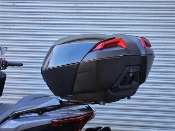 2022 Yamaha TMAX Tech MAX (XP560D) Grey